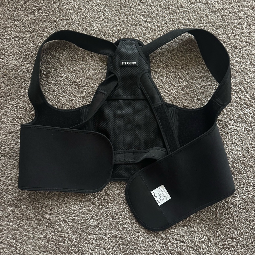 FIT GENO Black Posture Corrector Back Brace